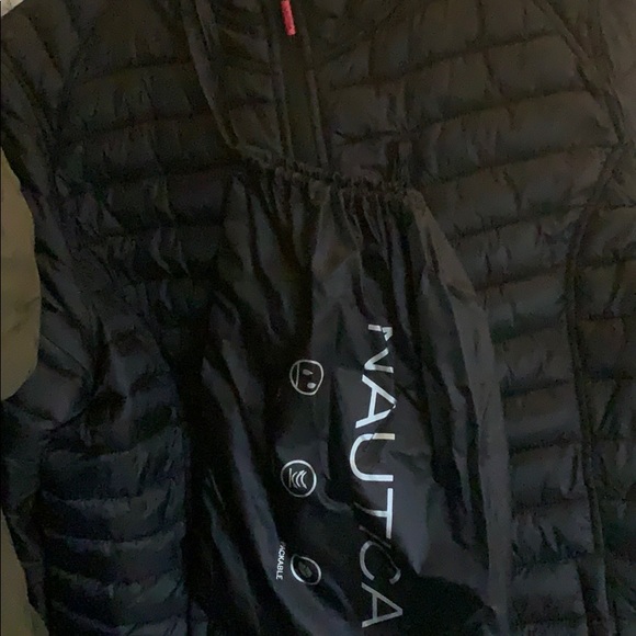 Nautica Women's Performance Hooded Puffer Jacket - Picture 5 of 6